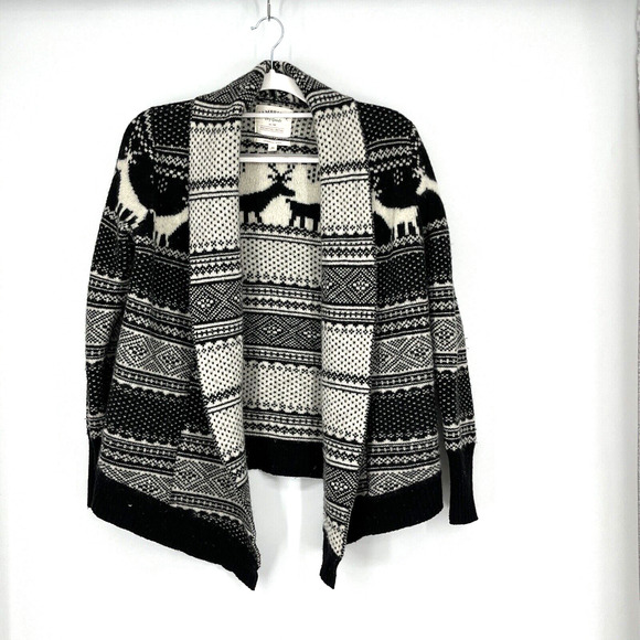 Cambridge Dry Goods Sweaters - Cambridge Dry Goods Cardigan Womens Medium Nordic Reindeer Lambswool Sweater